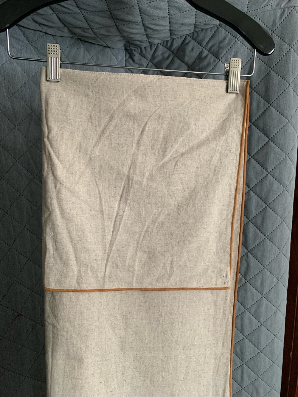 #529 H&M Cream Linen-Blend Panel with Tan Trim